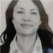 Maestra de matemáticas, química, física y biología, con experiencia con niños de secundaria